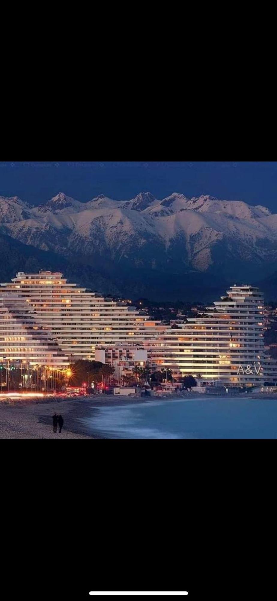 Charmant Appartement Au Coeur De Villeneuve Loubet Exterior foto